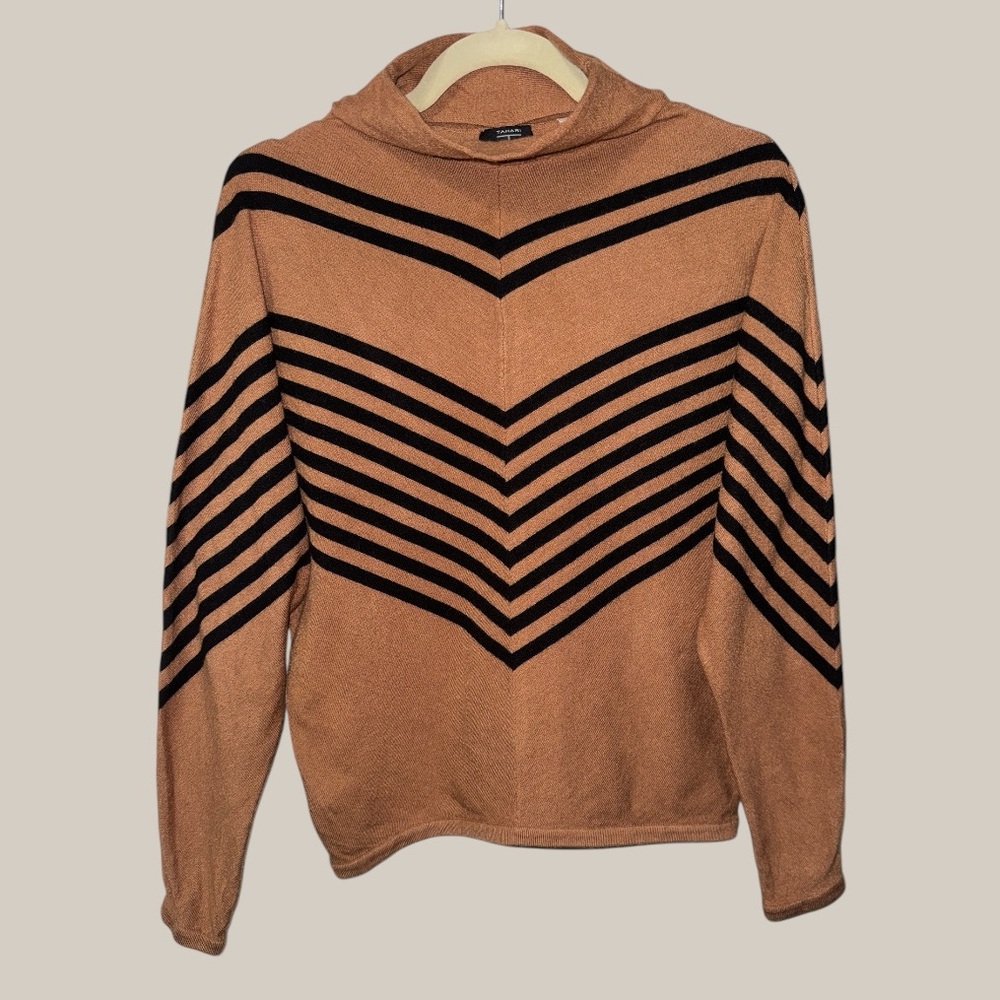 Tahari viscose dolman sleeve chevron brown & black small mock neck